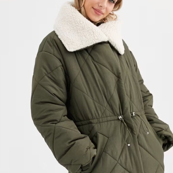 ASOS DESIGN Quilted Maxi Puffer Coat with Borg Collar in khaki - Picture 4 of 10